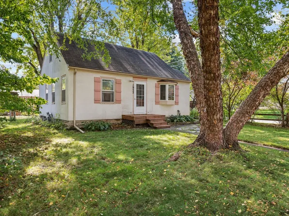1932 Glen Paul Ave, Arden Hills, MN 55112