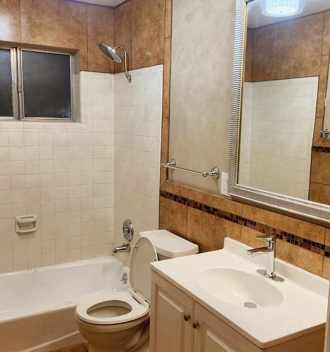 2 bed, 1.0 bath, 902 sqft, $1,600 — Photo 3