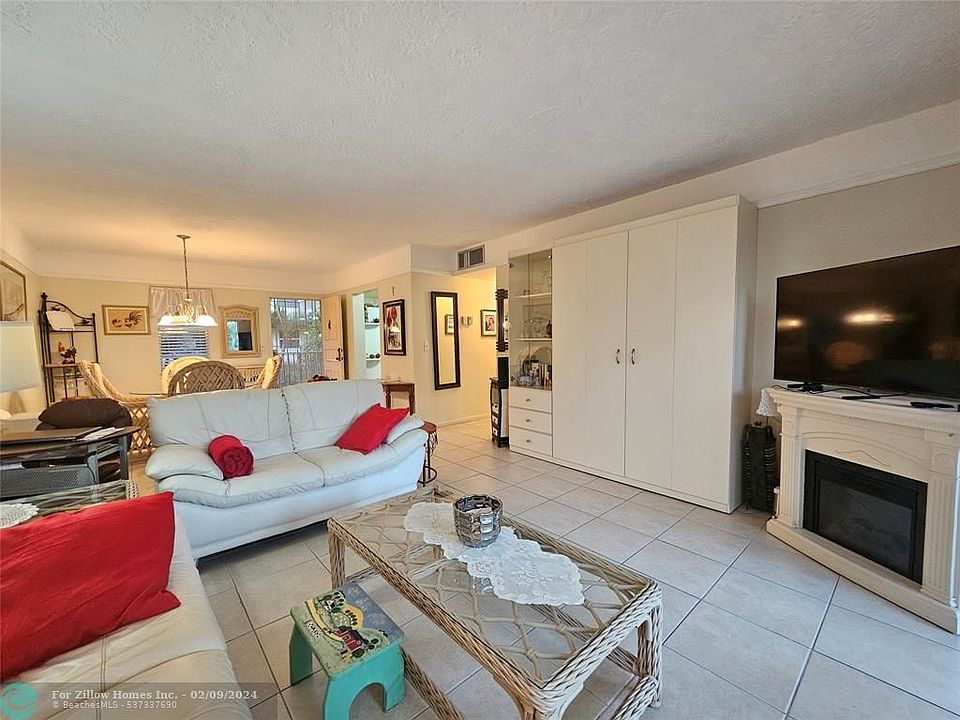 Somerset Condominiums 2871 Somerset Dr Fort Lauderdale FL Zillow
