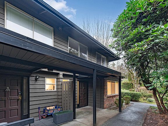 2nd image of 235 Keith Rd #1109