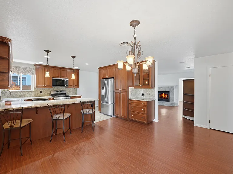 754 Guava Ave — Photo 6