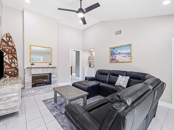 5th image of 3412 Holloway St