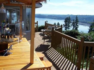 585 E McAdams Rd, Longview, WA 98632