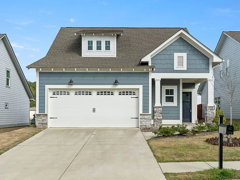 3509 Halcyon Way — Photo 1