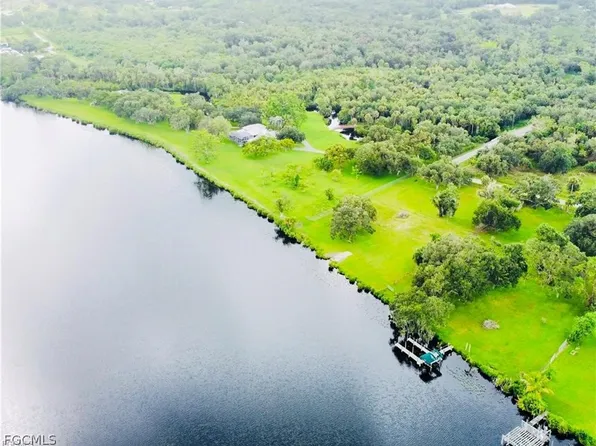 20020 Cypress Creek Dr, Alva, FL 33920