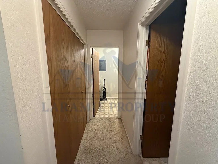 1905 Alsop Ln — Photo 20