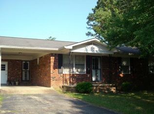 15 Hooker St, Savannah, TN 38372