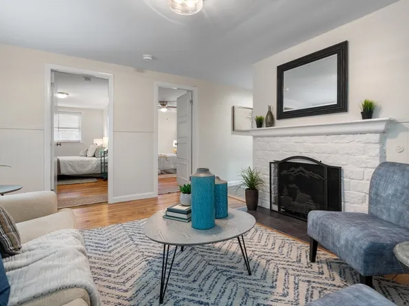 10-10 Miles Ave #R, Shrewsbury, MA 01545