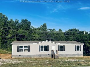 21940 Ashton Upland Rd, Milton, WV 25541