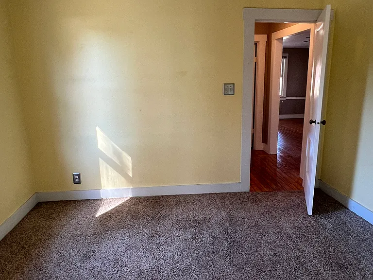 1410 NE 53rd St — Photo 10