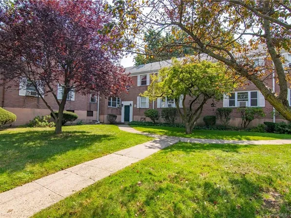 27 Standish Road #1, Stamford, CT 06902