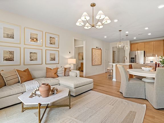 3rd image of 30 Coppersmith Way #312