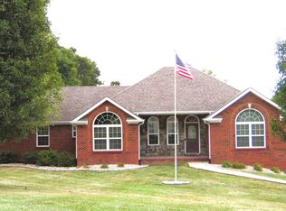 241 Hurst Dr, Harrodsburg, KY 40330