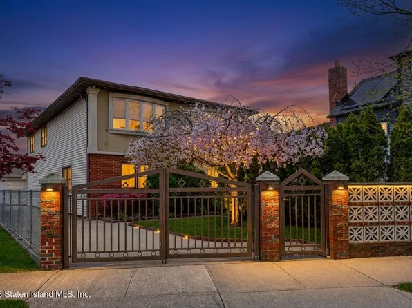176 Quintard St, Staten Island, NY 10305