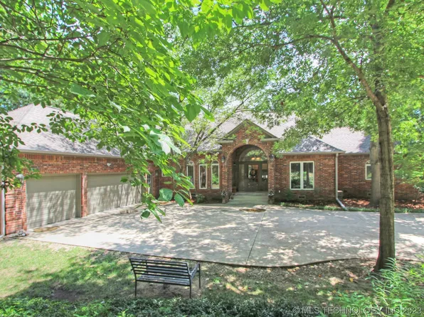 503 E 12th St, Sand Springs, OK 74063