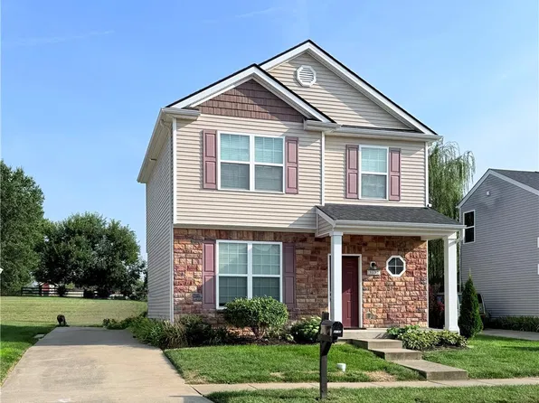 3132 Red Barn Loop, Jeffersonville, IN 47130