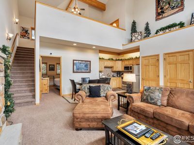 303 Overlook Ln, Estes Park, CO, 80517