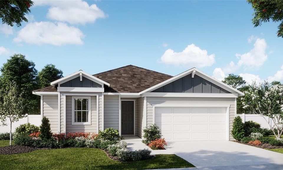 1st image of 441 MARION LOOP
