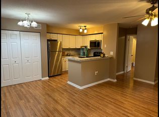 128 North St APT 15, Groton, CT 06340
