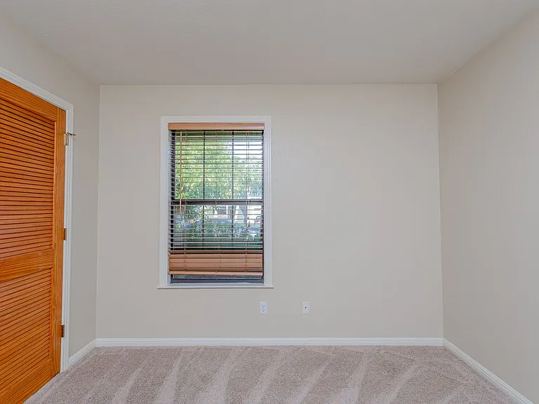 4501 Caswell Ave — Photo 13
