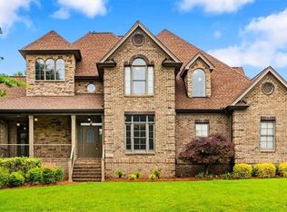 7547 Barbera Dr, Kernersville, NC 27284