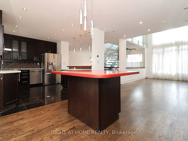 2 Chalet Rd — Photo 11