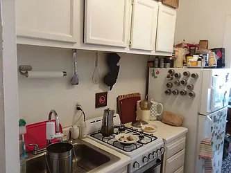 Rented by Pier 12 Real Estate