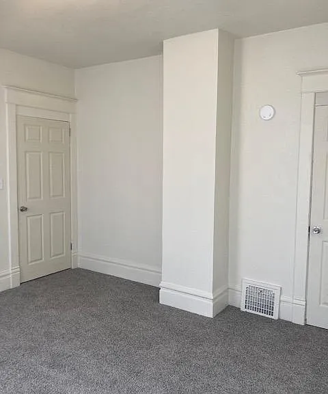 2419 NE Madison Ave — Photo 8