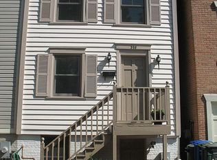 310 9th St SE, Washington, DC 20003