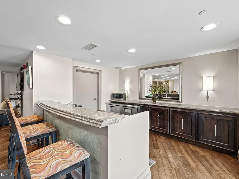 777 7th St NW #1021 — Photo 21