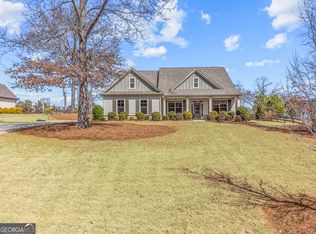 88 Sterling Lake Way, Jefferson, GA 30549