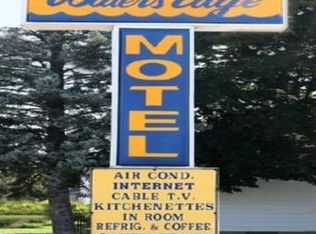 827 Long Lake Ave, Alpena, MI 49707