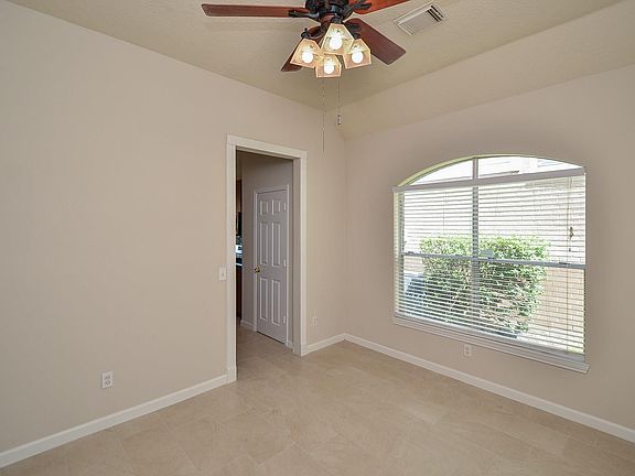 4th image of 5711 Overton Park Dr