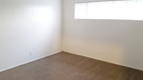 4th image of 14800 S Berendo Ave APT 8