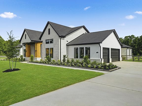 2nd image of 104 Bentwood Meadow Ln