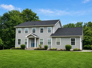 15 Shady Oaks Trl, Spencerport, NY 14559