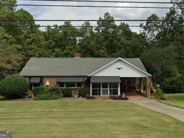 34 Sprayberry Rd, Newnan, GA 30263