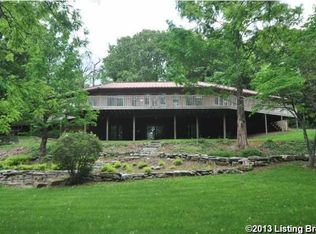 390 Browns Ln, Vine Grove, KY 40175