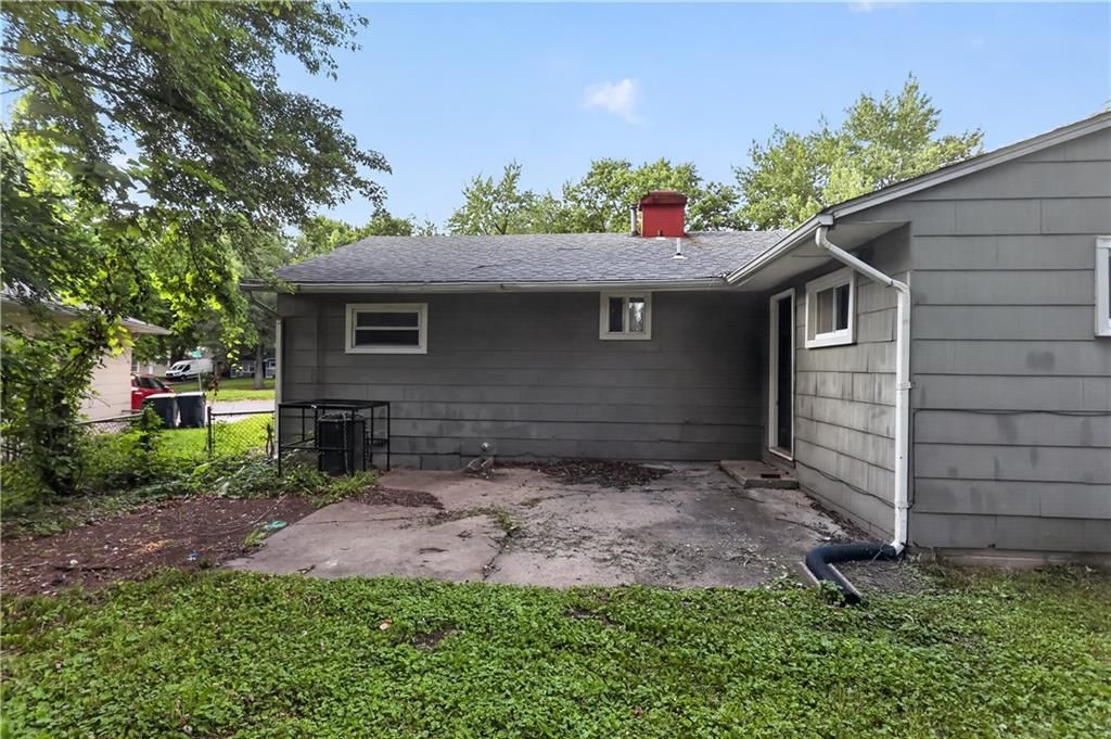 11403 Winchester Ave, Kansas City, MO - View 5
