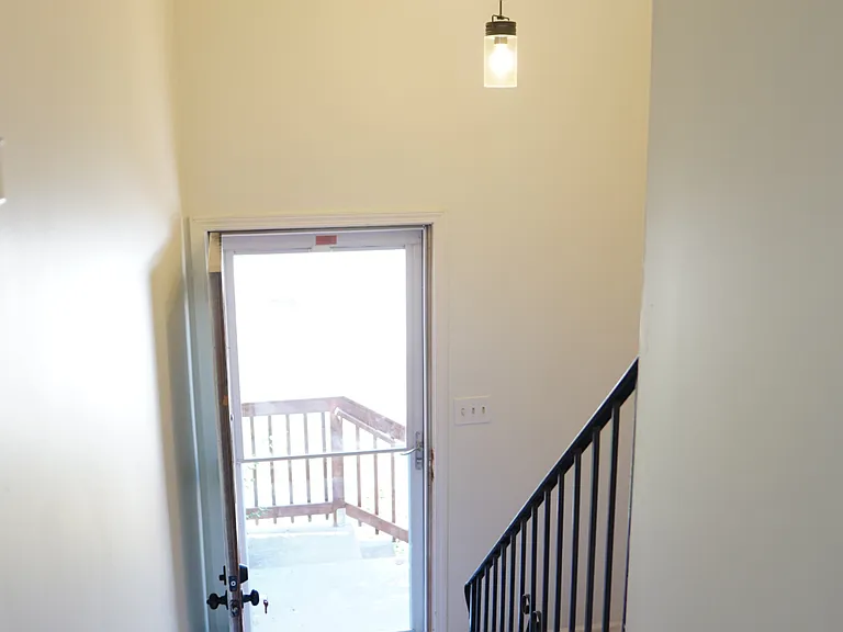7035 N Holmes St #7035 — Photo 4