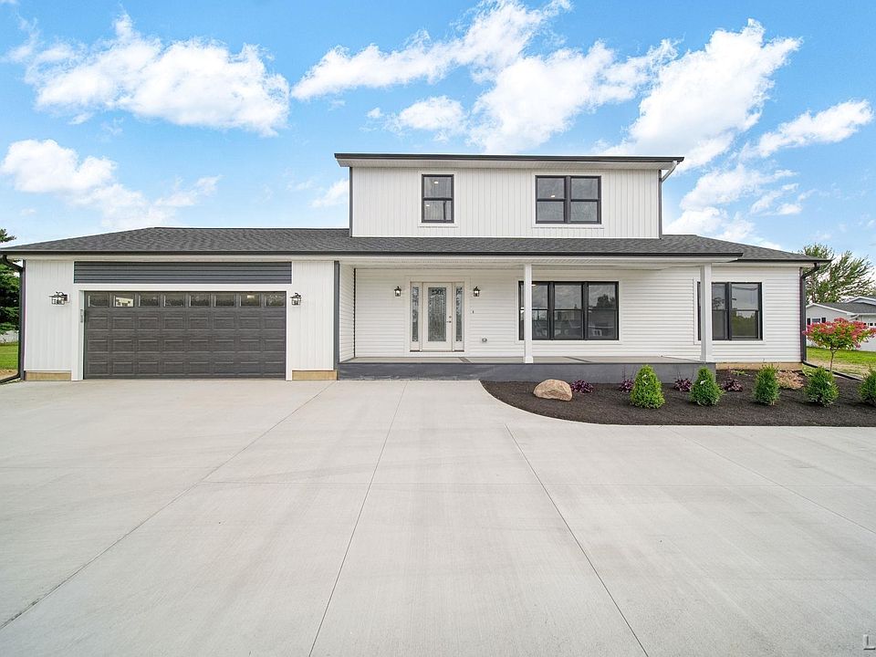 1st image of 1325 Country Club Rd