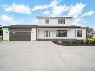 1325 Country Club Rd, Adrian, MI 49221