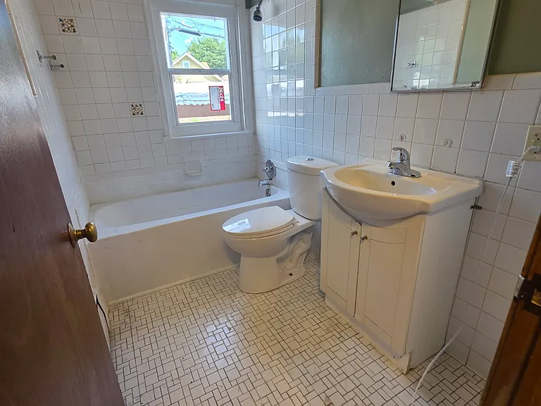 2406 Golden Valley Rd #A — Photo 3