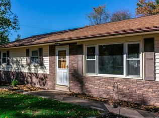 1203 Cherry Ave, Grottoes, VA 24441