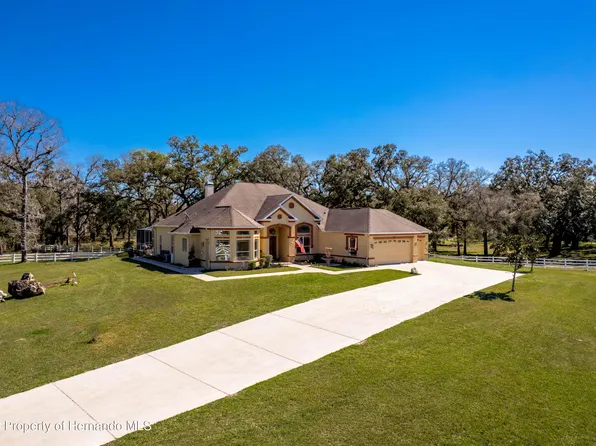 7050 Quarterhorse Ln, Brooksville, FL 34604