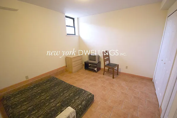 Rented by New York Dwellings LLC | media 18