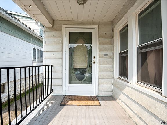 4th image of 118 Hedwig Ave