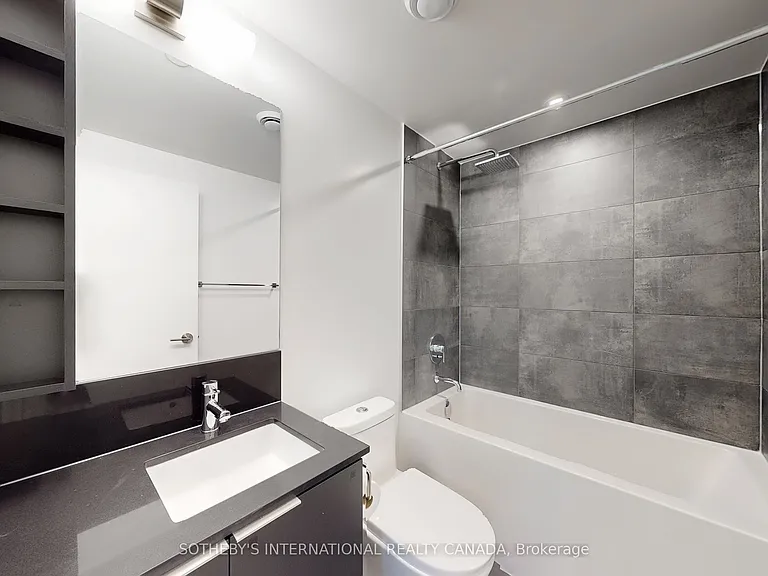 8 Wellesley St W #707 — Photo 16