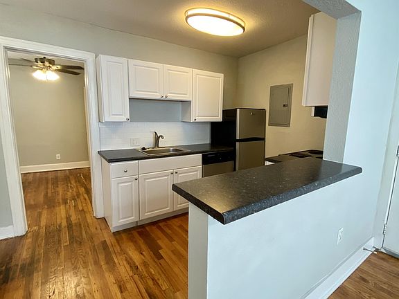 5th image of 3715 Summit St APT 101