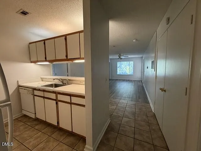 1 bed, 1.0 bath, 1224 sqft, $600 — Photo 3
